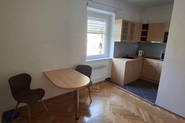 Pronájem bytu 2+kk 48 m², Renneská třída, Brno Pronájem bytu 2+kk 48 m², Renneská třída, Brno