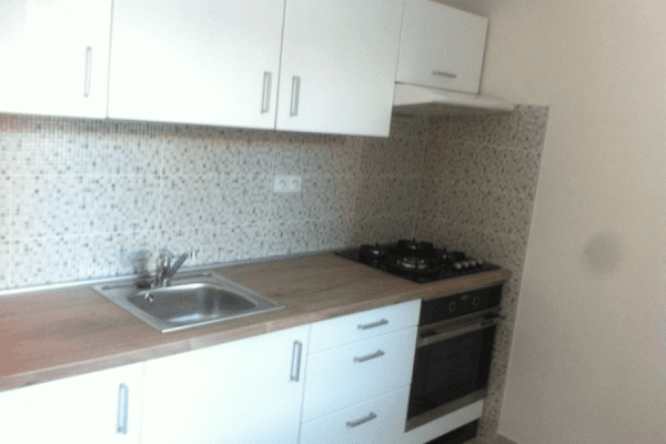 Pronájem bytu 1+1 35 m², Komenského náměstí, Rosice Pronájem bytu 1+1 35 m², Komenského náměstí, Rosice