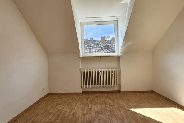 Pronájem bytu 1+1 20 m², Brecherspitzstraße 3, München, Bavorsko Pronájem bytu 1+1 20 m², Brecherspitzstraße 3, München, Bavorsko
