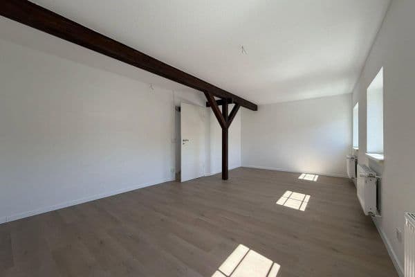 Pronájem bytu 3+1 85 m², Schneiderstraße 21, Eberswalde, Braniborsko Pronájem bytu 3+1 85 m², Schneiderstraße 21, Eberswalde, Braniborsko