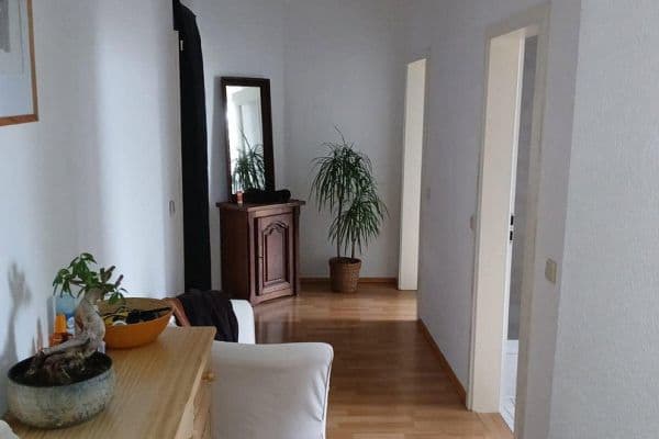 Pronájem bytu 1+kk 41 m², Frankfurt Pronájem bytu 1+kk 41 m², Frankfurt