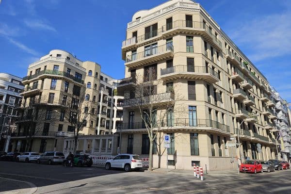 Prodej bytu 4+1 130 m², Neue Grünstraße 2, Berlin, Berlín Prodej bytu 4+1 130 m², Neue Grünstraße 2, Berlin, Berlín