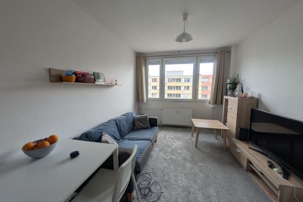 Pronájem bytu 2+kk 41 m², Přímětická, Praha Pronájem bytu 2+kk 41 m², Přímětická, Praha