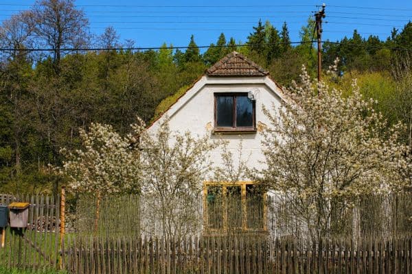 Prodej domu 99 m², pozemek 2.524 m², Vlašim Prodej domu 99 m², pozemek 2.524 m², Vlašim