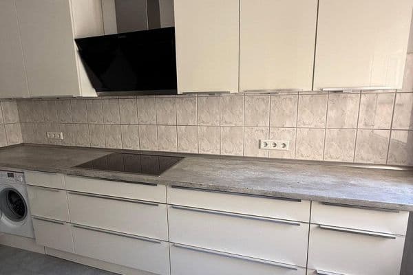 Pronájem bytu 4+1 119 m², Emil-Heckel-Str. 12, Mannheim Pronájem bytu 4+1 119 m², Emil-Heckel-Str. 12, Mannheim