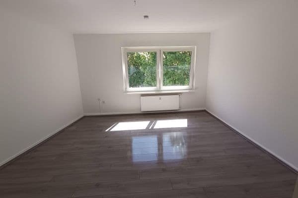 Pronájem bytu 2+1 48 m², Jahnstraße 36, Duisburg Pronájem bytu 2+1 48 m², Jahnstraße 36, Duisburg