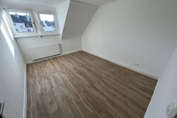 Pronájem bytu 3+1 61 m², Steinhammer Straße 148, Dortmund, Severní Porýní-Vestfálsko Pronájem bytu 3+1 61 m², Steinhammer Straße 148, Dortmund, Severní Porýní-Vestfálsko