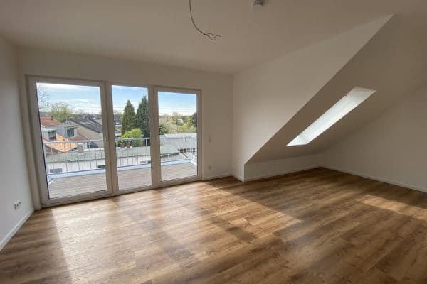 Pronájem bytu 2+1 53 m², Brauweilerstraße 79, Köln-Lövenich, Severní Porýní-Vestfálsko Pronájem bytu 2+1 53 m², Brauweilerstraße 79, Köln-Lövenich, Severní Porýní-Vestfálsko