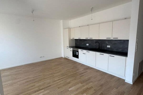 Pronájem bytu 2+1 68 m², Eiswerderstraße 10 A-J, Berlin, Berlín Pronájem bytu 2+1 68 m², Eiswerderstraße 10 A-J, Berlin, Berlín