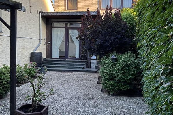 Prodej domu 136 m², pozemek 386 m², Ernst-Reuter-Str. 32, Hürth-Gleuel Prodej domu 136 m², pozemek 386 m², Ernst-Reuter-Str. 32, Hürth-Gleuel