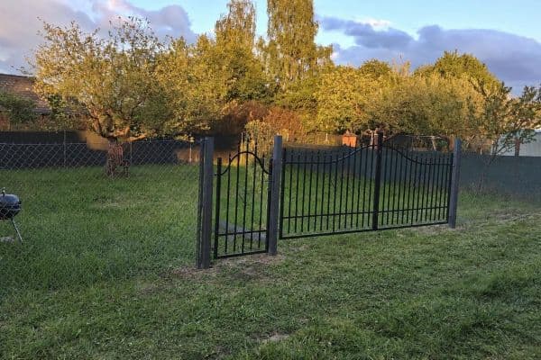 Pronájem pozemku 208 m², V Plaňkách, Rokycany Pronájem pozemku 208 m², V Plaňkách, Rokycany