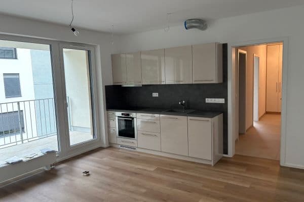 Pronájem bytu 2+kk 61 m², Pod Krocínkou, Praha Pronájem bytu 2+kk 61 m², Pod Krocínkou, Praha