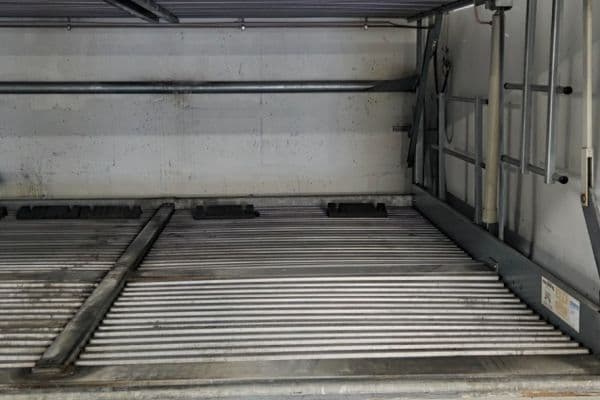Pronájem garáže 12 m², Otradovická, Praha Pronájem garáže 12 m², Otradovická, Praha
