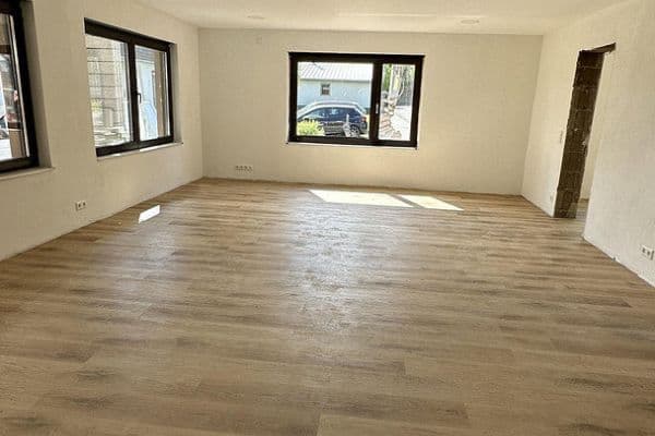 Pronájem bytu 2+1 70 m², Norath Pronájem bytu 2+1 70 m², Norath