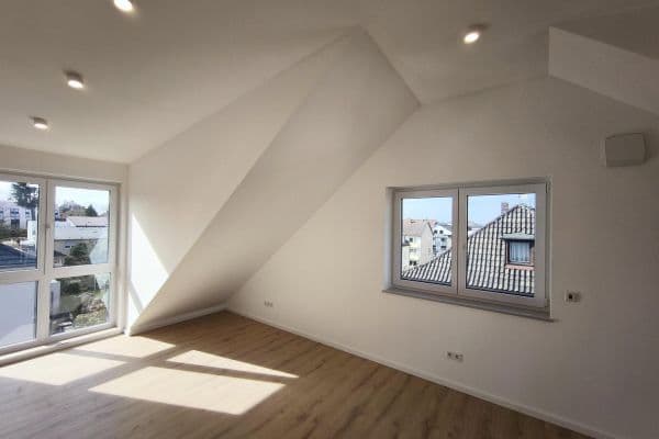 Pronájem bytu 2+1 63 m², Buchrainstraße 49, Frankfurt am Main Pronájem bytu 2+1 63 m², Buchrainstraße 49, Frankfurt am Main