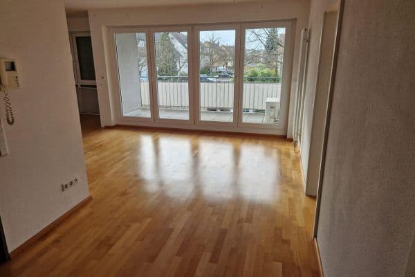 Prodej bytu 3+1 82 m², Karlsruhe Prodej bytu 3+1 82 m², Karlsruhe