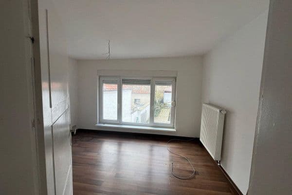 Pronájem bytu 5+1 140 m², Hauptstr. 39, Dettenheim Pronájem bytu 5+1 140 m², Hauptstr. 39, Dettenheim