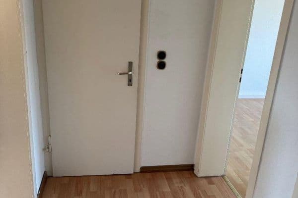 Pronájem bytu 2+1 45 m², Ohmstraße 18/20, Essen Pronájem bytu 2+1 45 m², Ohmstraße 18/20, Essen