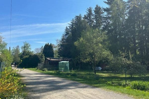 Prodej pozemku 600 m², Am Krebsbach 63 ( mittleres Grundstück ), Karlsfeld, Bavorsko Prodej pozemku 600 m², Am Krebsbach 63 ( mittleres Grundstück ), Karlsfeld, Bavorsko