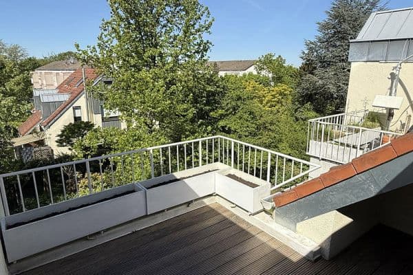 Prodej bytu 3+1 79 m², Karlstr. 5a, Langenfeld Prodej bytu 3+1 79 m², Karlstr. 5a, Langenfeld