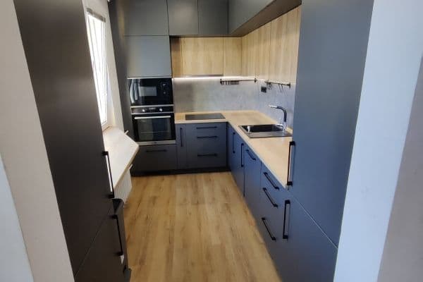 Pronájem bytu 3+1 65 m², 1. máje, Rožnov pod Radhoštěm, Zlínský kraj Pronájem bytu 3+1 65 m², 1. máje, Rožnov pod Radhoštěm, Zlínský kraj