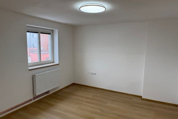 Pronájem bytu 1+1 36 m², Komenského, Nový Jičín Pronájem bytu 1+1 36 m², Komenského, Nový Jičín