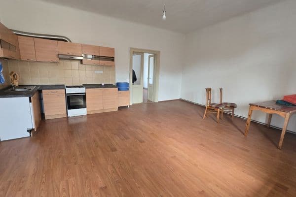 Pronájem bytu 3+kk 80 m², Lidická, Beroun Pronájem bytu 3+kk 80 m², Lidická, Beroun