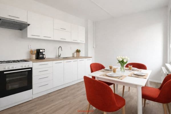 Pronájem bytu 3+1 75 m², Ostravská, Český Těšín Pronájem bytu 3+1 75 m², Ostravská, Český Těšín