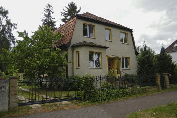Prodej domu 280 m², pozemek 893 m², Rudolf-Breitscheid-Allee 105, Neuenhagen bei Berlin Prodej domu 280 m², pozemek 893 m², Rudolf-Breitscheid-Allee 105, Neuenhagen bei Berlin