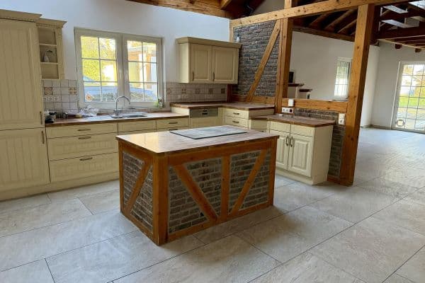Pronájem bytu 2+1 99 m², Euskirchen Pronájem bytu 2+1 99 m², Euskirchen