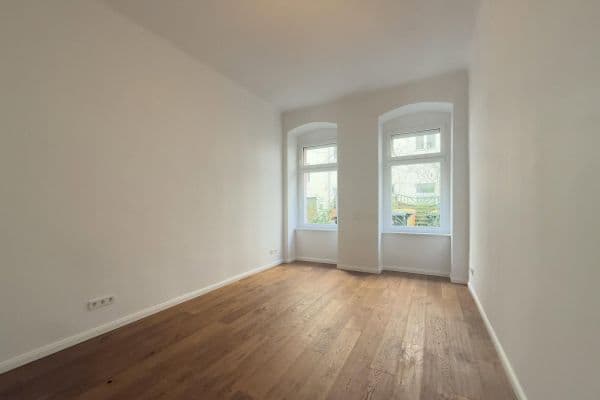 Prodej bytu 4+1 91 m², Glasgowerstraße 27, Berlin, Berlín Prodej bytu 4+1 91 m², Glasgowerstraße 27, Berlin, Berlín