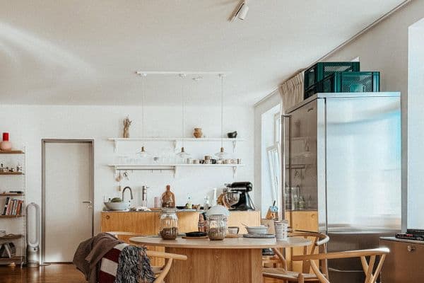 Pronájem bytu 3+1 75 m², Dufourstrasse 35, Leipzig, Sasko Pronájem bytu 3+1 75 m², Dufourstrasse 35, Leipzig, Sasko