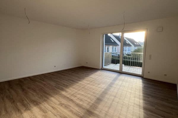 Pronájem bytu 2+1 55 m², Würzburger Straße 37, Stockstadt am Main Pronájem bytu 2+1 55 m², Würzburger Straße 37, Stockstadt am Main