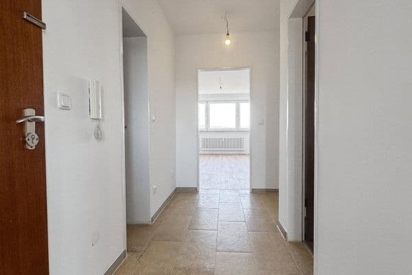 Pronájem bytu 3+1 85 m², Isarstraße 26, Regensburg, Bavorsko Pronájem bytu 3+1 85 m², Isarstraße 26, Regensburg, Bavorsko