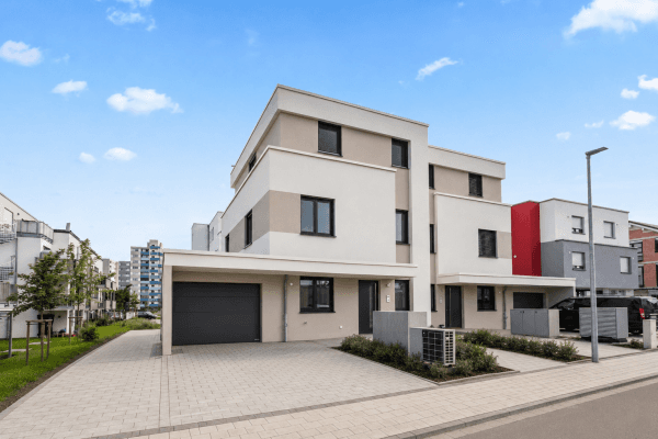 Pronájem domu 185 m², pozemek 330 m², Auf den Gänseweisen 24a, Liederbach am Taunus Pronájem domu 185 m², pozemek 330 m², Auf den Gänseweisen 24a, Liederbach am Taunus