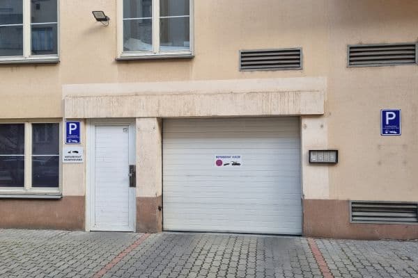 Pronájem garáže 12 m², Zápy Pronájem garáže 12 m², Zápy