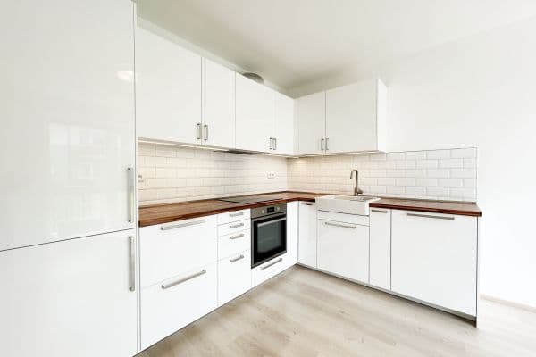 Pronájem bytu 3+kk 60 m², Příhodova, Chýně Pronájem bytu 3+kk 60 m², Příhodova, Chýně