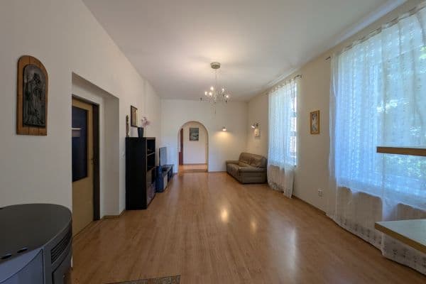 Prodej domu 320 m², pozemek 1.182 m², náměstí Kněžny Ludmily, Tetín Prodej domu 320 m², pozemek 1.182 m², náměstí Kněžny Ludmily, Tetín