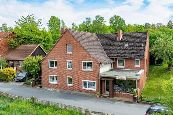 Prodej domu 231 m², pozemek 3.099 m², Rinteln Prodej domu 231 m², pozemek 3.099 m², Rinteln