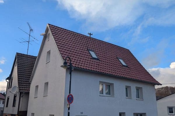 Prodej domu 100 m², pozemek 109 m², Ermstalstraße 32, Münsingen-Trailfingen Prodej domu 100 m², pozemek 109 m², Ermstalstraße 32, Münsingen-Trailfingen