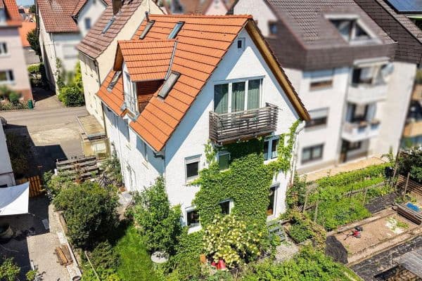 Prodej domu 159 m², pozemek 144 m², Stuttgart Prodej domu 159 m², pozemek 144 m², Stuttgart