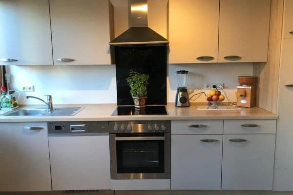 Pronájem domu 143 m², pozemek 233 m², Neubiberg, Bavorsko Pronájem domu 143 m², pozemek 233 m², Neubiberg, Bavorsko
