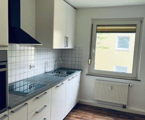 Pronájem bytu 3+1 70 m², Grünstraße 22, Hattingen Pronájem bytu 3+1 70 m², Grünstraße 22, Hattingen