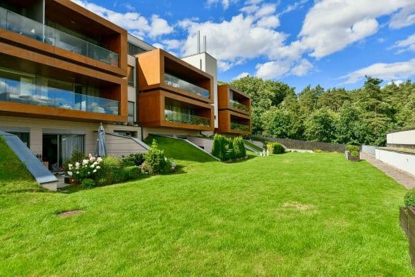 Pronájem bytu 2+kk 55 m², Mezitraťová, Praha Pronájem bytu 2+kk 55 m², Mezitraťová, Praha