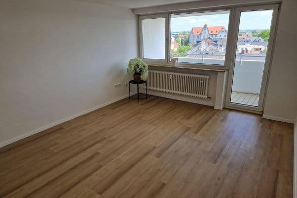 Pronájem bytu 2+1 58 m², Alte Reutstraße 58, Fürth Pronájem bytu 2+1 58 m², Alte Reutstraße 58, Fürth