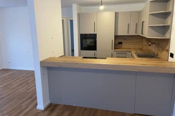 Pronájem bytu 4+1 114 m², Faslamsstieg 2, Winsen (Luhe) Pronájem bytu 4+1 114 m², Faslamsstieg 2, Winsen (Luhe)