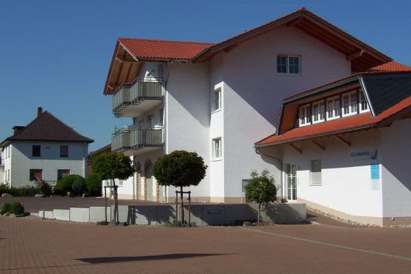 Pronájem bytu 3+1 90 m², Bahnhofstraße 47, Groß Bieberau / Darmstadt-Dieburg Pronájem bytu 3+1 90 m², Bahnhofstraße 47, Groß Bieberau / Darmstadt-Dieburg
