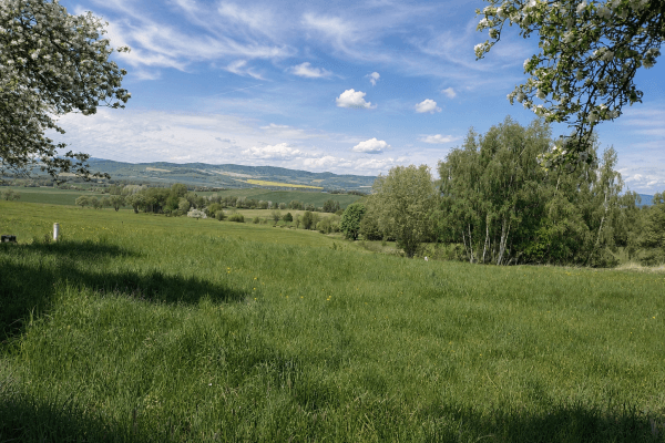 Prodej pozemku 1.380 m², Týnec Prodej pozemku 1.380 m², Týnec