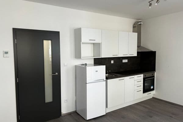 Pronájem bytu 1+kk 36 m², Hlinecká, Brno Pronájem bytu 1+kk 36 m², Hlinecká, Brno