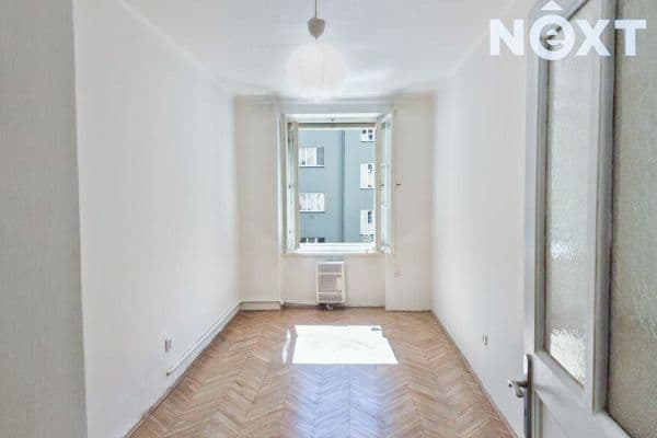 Pronájem bytu 2+1 64 m², Žerotínova, Praha Pronájem bytu 2+1 64 m², Žerotínova, Praha